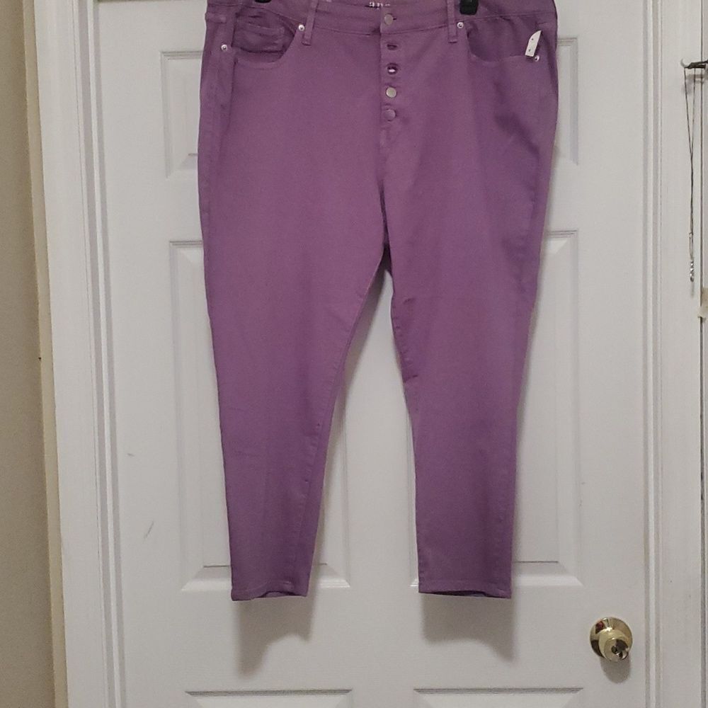 an.a new approach pink jeans
